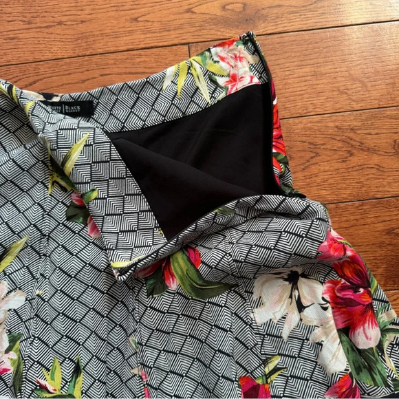 EUC White House Black Market A Line Floral Skirt with zig zag lines Size 2 - Picture 5 of 5